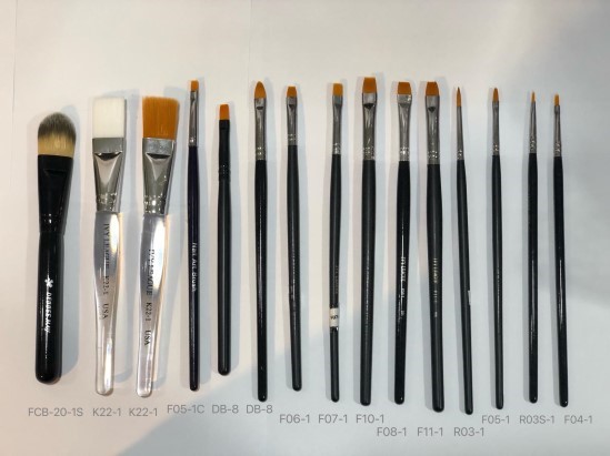 echo Ivy League Professional Brush Set;